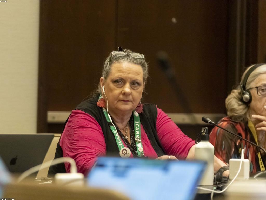 ឱកាសនិងប្រកួតក្នុងការអភិវឌ្ឍន៍យ៉ាងខ្ពស់