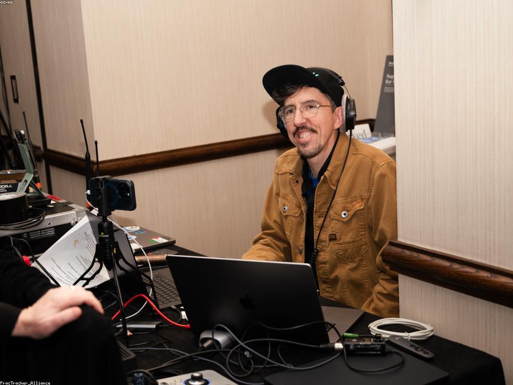 ឱកាសនិងប្រកួតក្នុងការអភិវឌ្ឍន៍យ៉ាងខ្ពស់